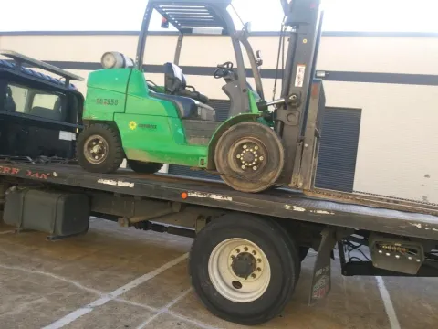 Forklift towing in Dallas, TX